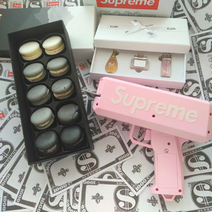 性感美女黄色大片。
